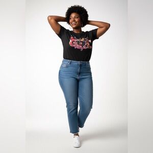 Graphic Short Sleeve Tee in Black with Floral Script